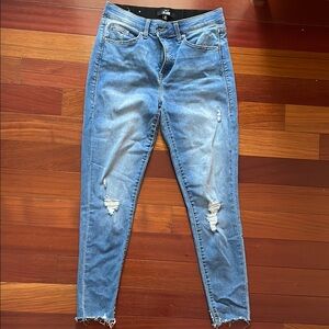 Lularoe Light Blue Distressed Ankle Cropped Jeans size 28